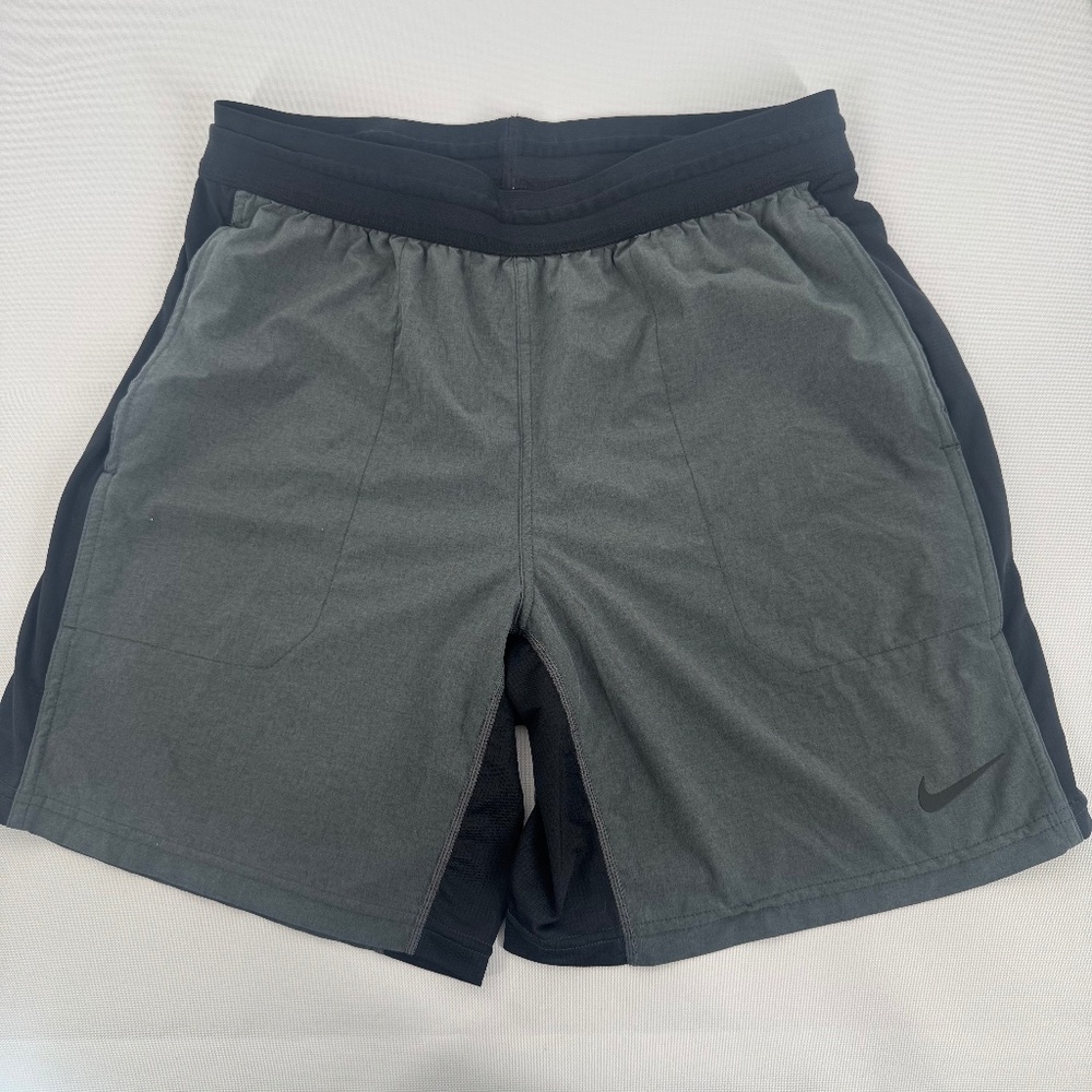Nike Dri-Fit Training Shorts Grey Black (BV2770-011) Men’s L